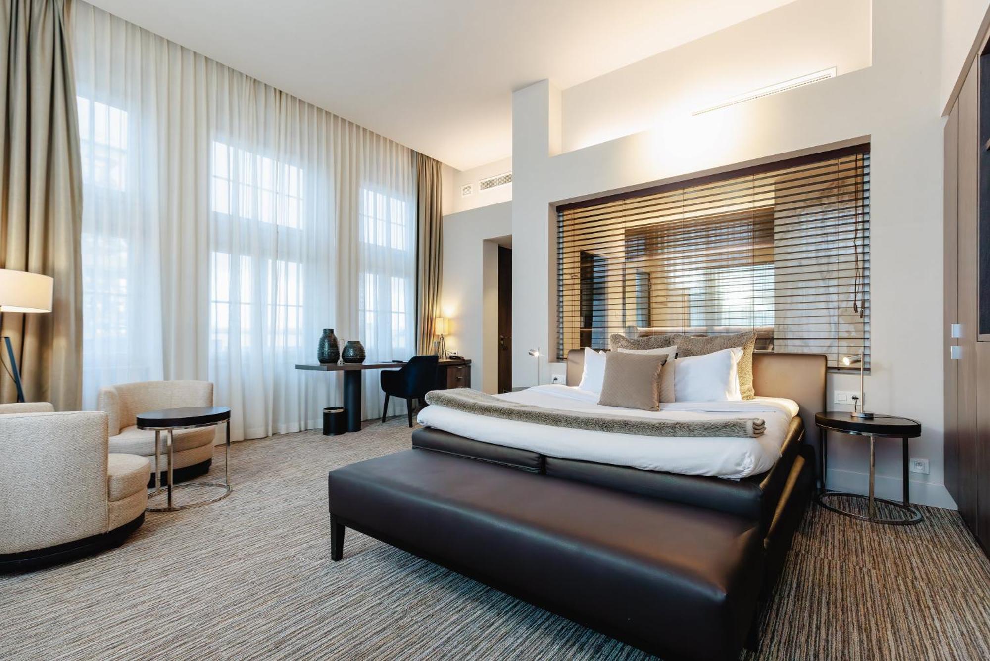 Terhills Hotel Маасмехелен Экстерьер фото